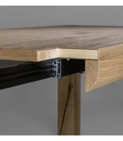 Tavolo Fisso O Allungabile, Con Piano In Listellare Impiallacciato, Disponibile In , E .