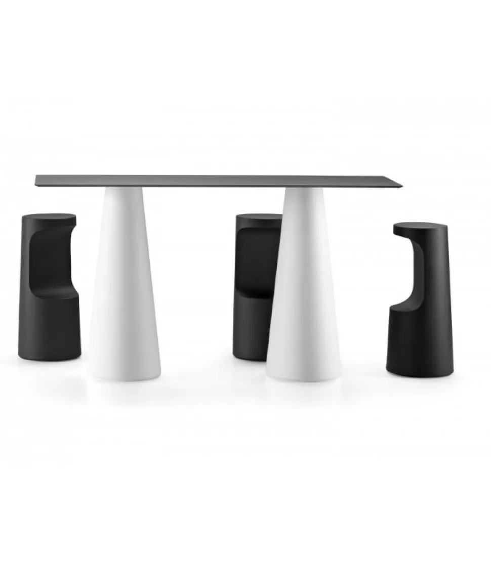 Tavolo Fura Di Plust, In Polietilene Per L'Outdoor, Con Certificazione Catas E "Made In Italy".