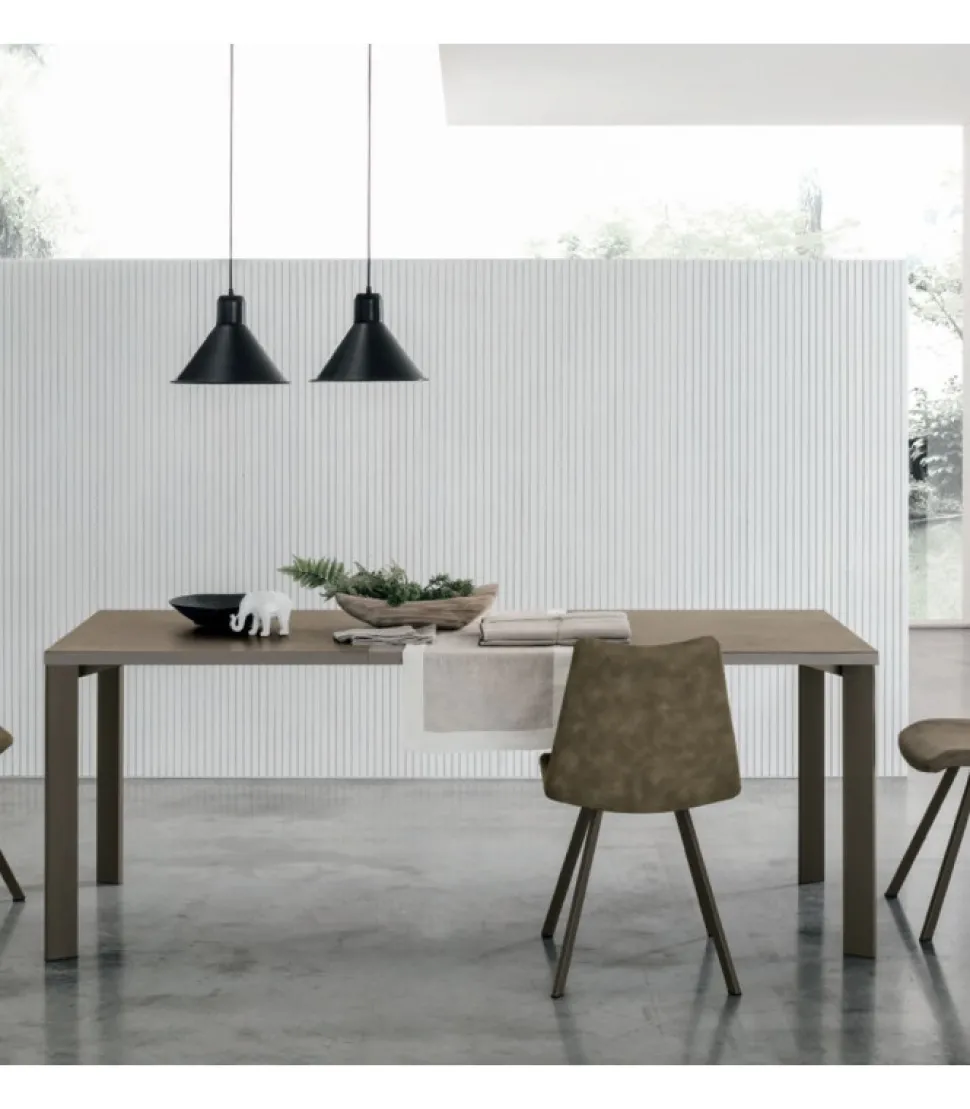 Tavolo Gio, Scegli La Finitura Della Struttura.