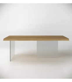 Tavolo In Legno Massiccio Lavorato Artigianalmente