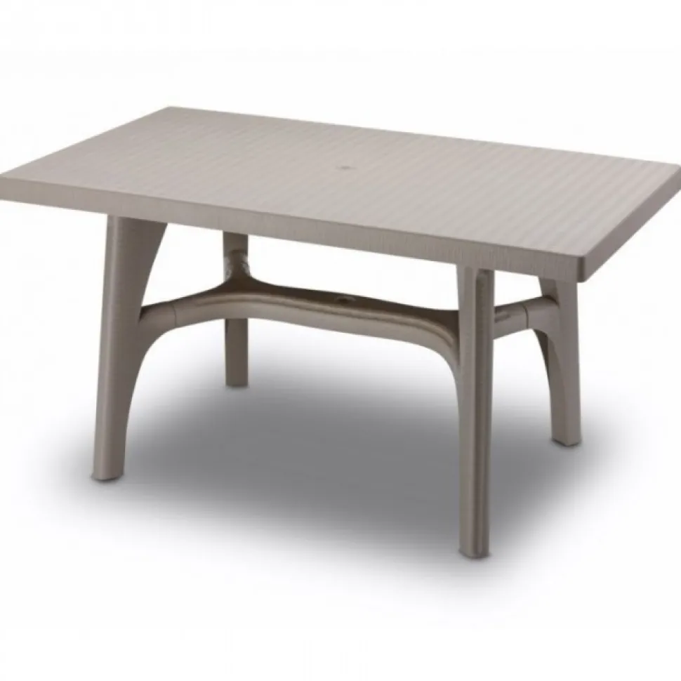 Tavolo Per L'Outdoor Intrecciato Di Scab, In Tecnopolimero Adatto A Diverse Temperature E Condizioni Metereologice.