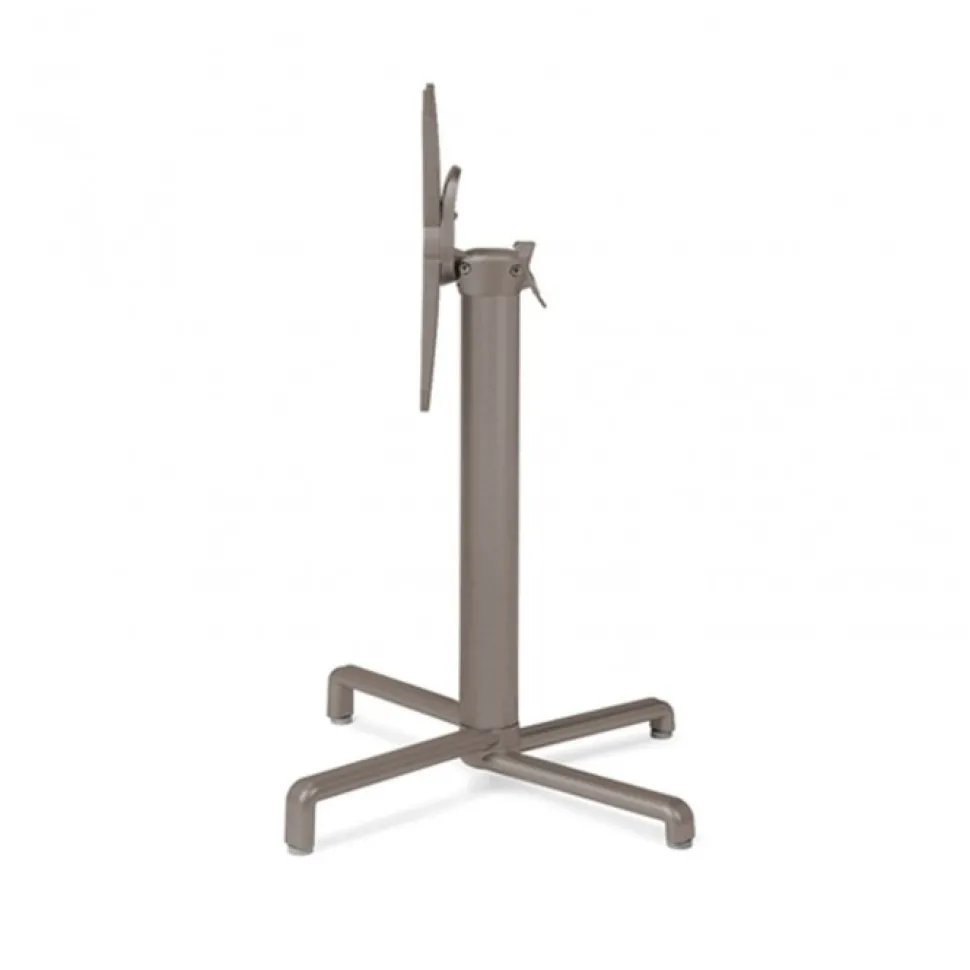 Tavolo Quadrato Per Esterni Impilabile E Ribaltabile