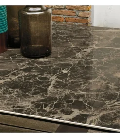 Tavolo Taurus In Metallo Verniciato O Spazzolato.