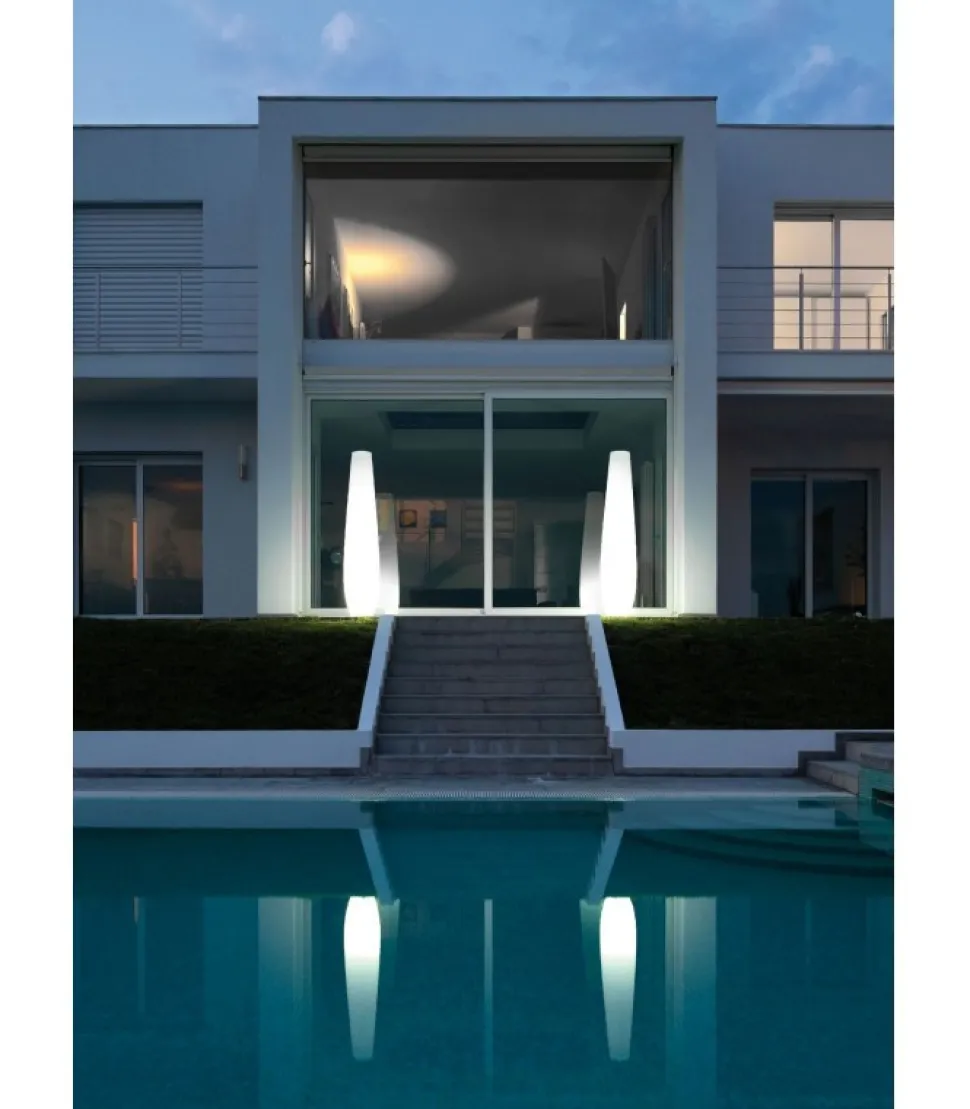 Vaso D'Arredo Nicole Di Plust, Realizzato In Polietilene Per Indoor E Outdoor.