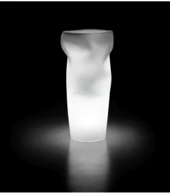 Vaso Saving Space, Interamente Realizzato In Italia In Polietilene, Da Plust.